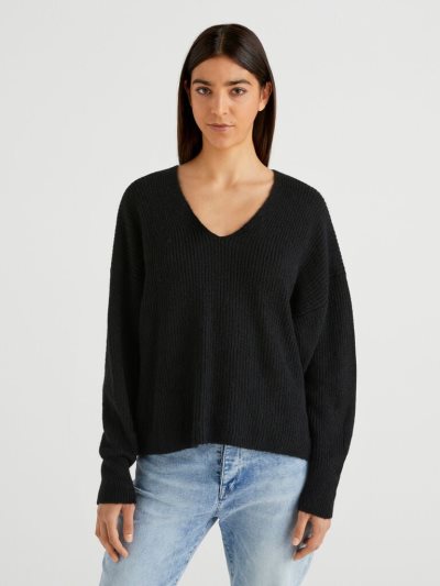 Black Women's Benetton Boxy Fit V-neck Sweaters | AU146101